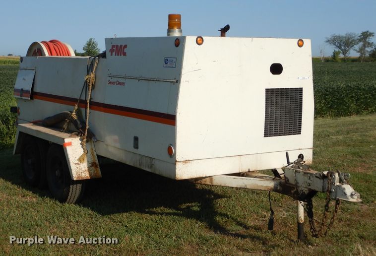image for item KV9221 FMC Bean 3530  sewer jetter trailer
