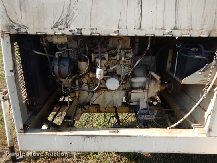 image for item KV9221 FMC Bean 3530  sewer jetter trailer