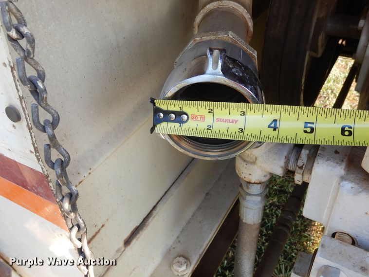 image for item KV9221 FMC Bean 3530  sewer jetter trailer