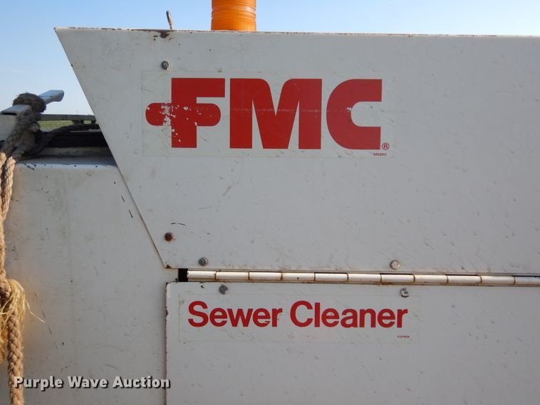 image for item KV9221 FMC Bean 3530  sewer jetter trailer