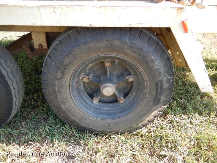 image for item KV9221 FMC Bean 3530  sewer jetter trailer