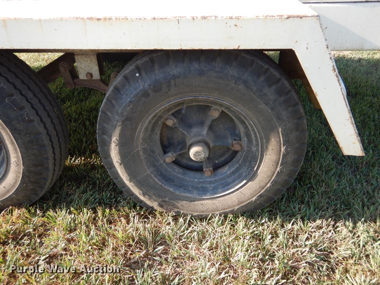 image for item KV9221 FMC Bean 3530  sewer jetter trailer