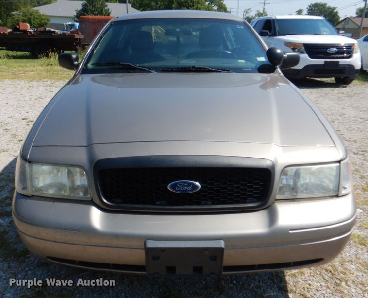 image for item KW9784 2010 Ford Crown Victoria Police Interceptor