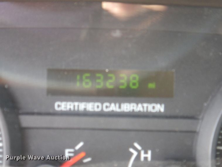 image for item KW9784 2010 Ford Crown Victoria Police Interceptor