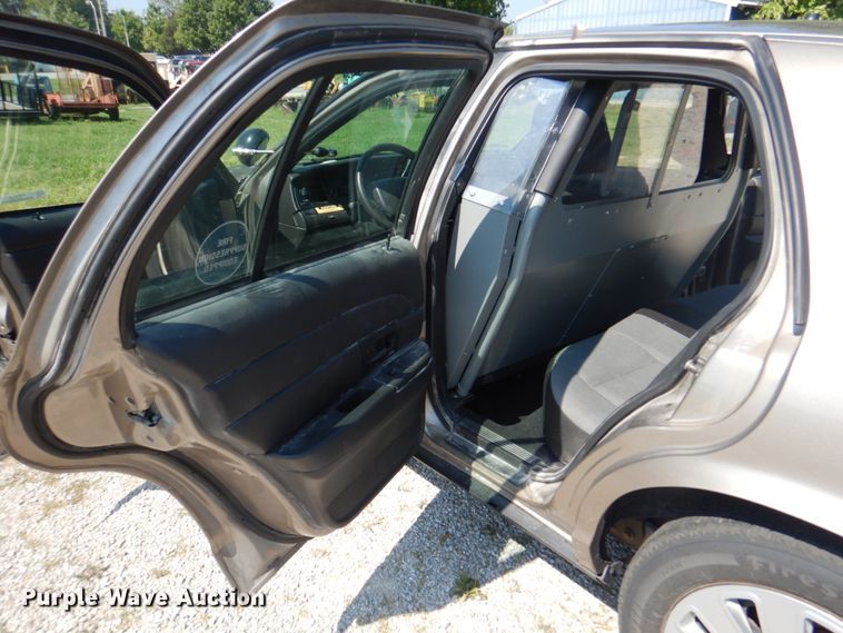 image for item KW9784 2010 Ford Crown Victoria Police Interceptor