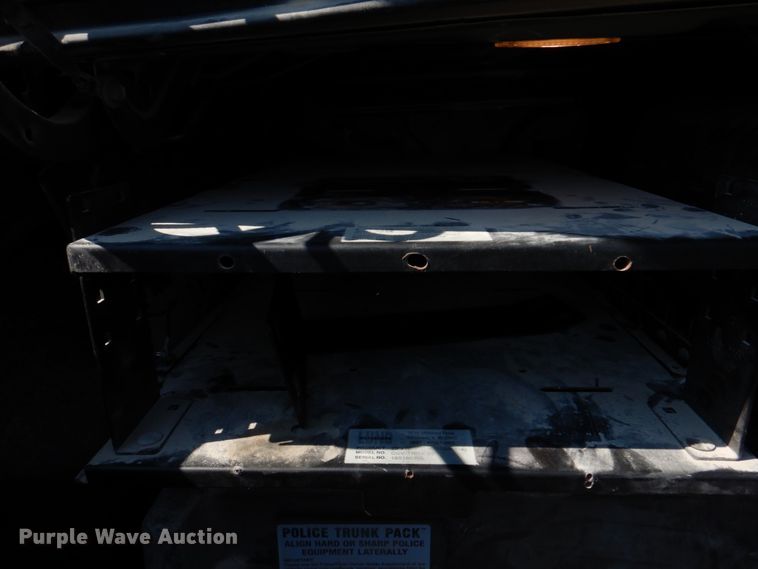 image for item KW9784 2010 Ford Crown Victoria Police Interceptor