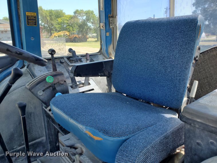 image for item KY9152 1987 Ford 6610  tractor