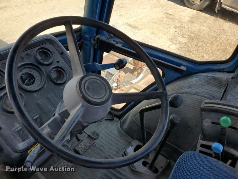 image for item KY9152 1987 Ford 6610  tractor