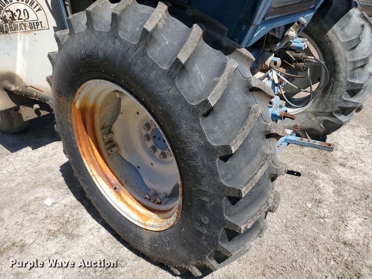 image for item KY9152 1987 Ford 6610  tractor
