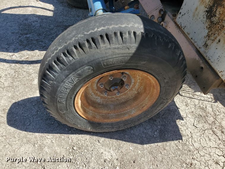 image for item KY9152 1987 Ford 6610  tractor