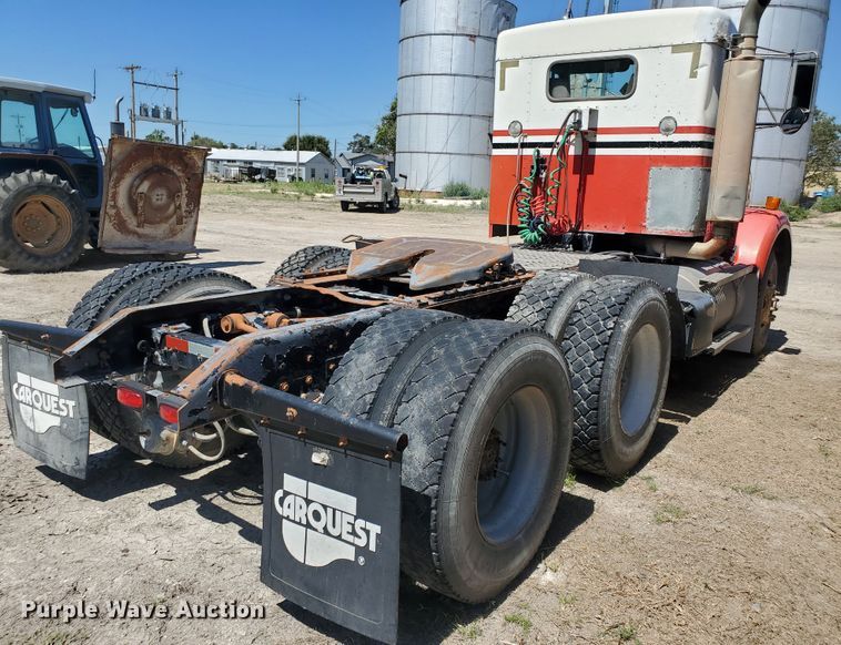 image for item KY9154 1996 Kenworth T800  semi truck