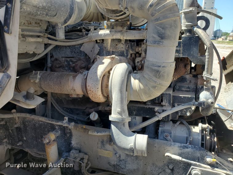 image for item KY9154 1996 Kenworth T800  semi truck