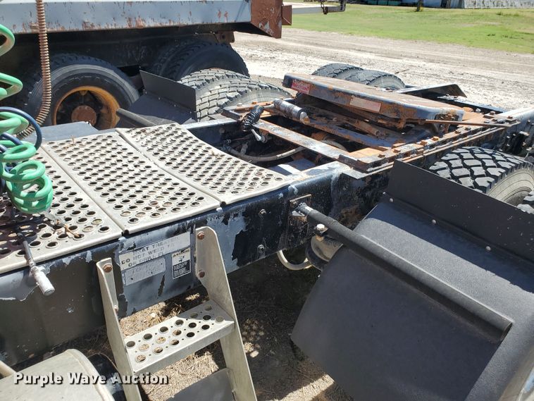 image for item KY9154 1996 Kenworth T800  semi truck