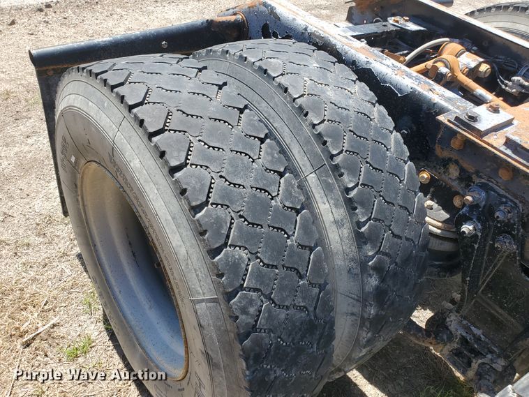 image for item KY9154 1996 Kenworth T800  semi truck