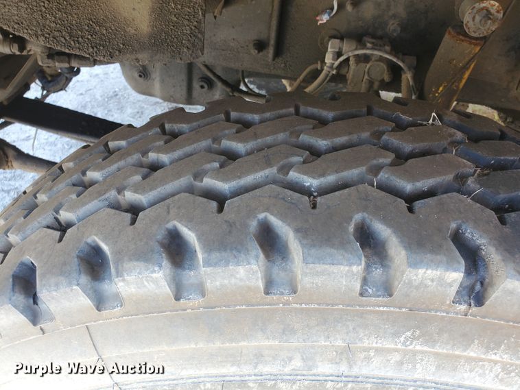 image for item KY9154 1996 Kenworth T800  semi truck