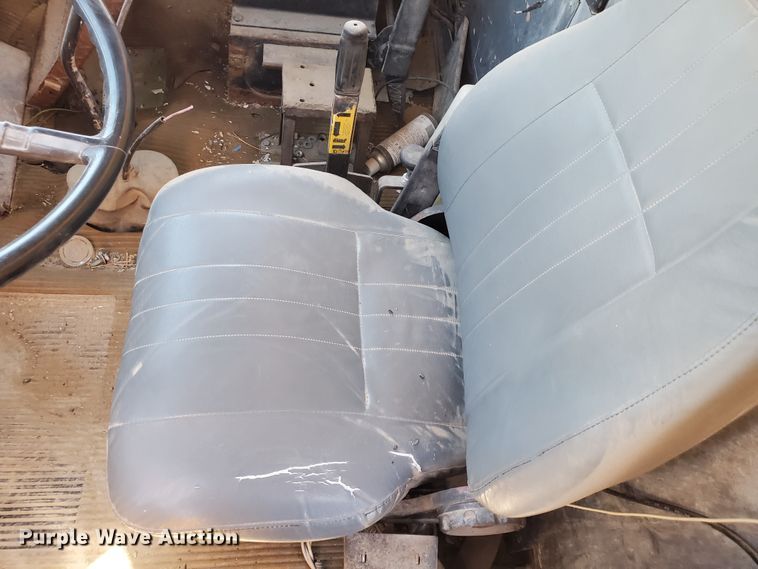 image for item KY9155 1985 Ford LN8000  dump truck