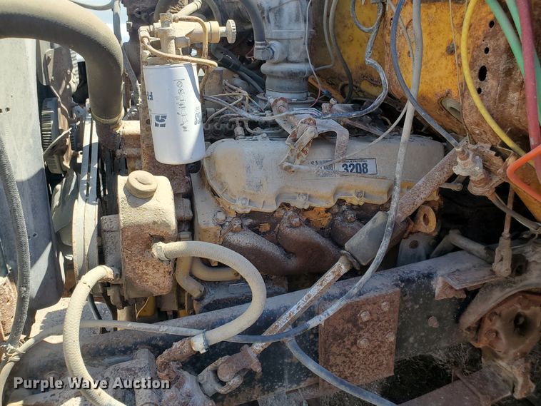 image for item KY9155 1985 Ford LN8000  dump truck