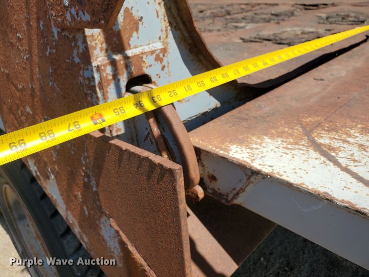 image for item KY9155 1985 Ford LN8000  dump truck