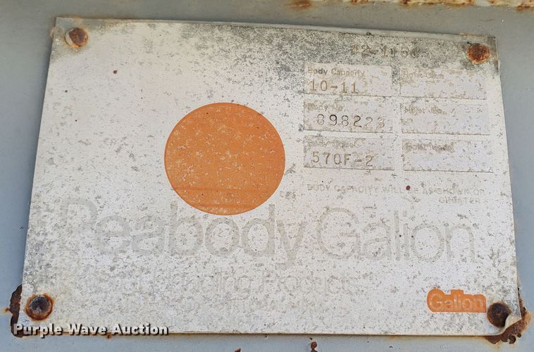 image for item KY9155 1985 Ford LN8000  dump truck