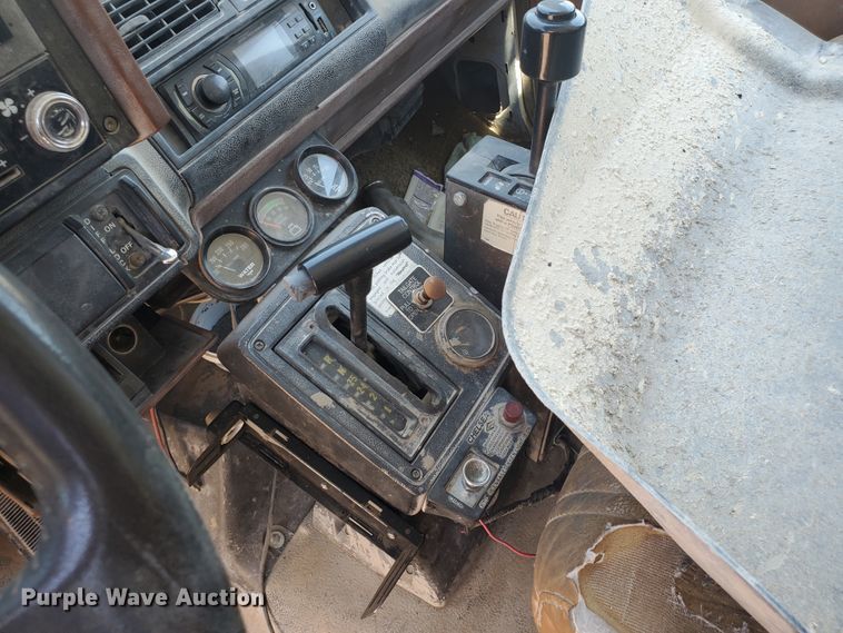 image for item KY9156 1993 Chevrolet Kodiak C6500  dump truck