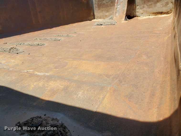 image for item KY9156 1993 Chevrolet Kodiak C6500  dump truck