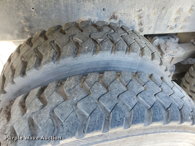 image for item KY9156 1993 Chevrolet Kodiak C6500  dump truck