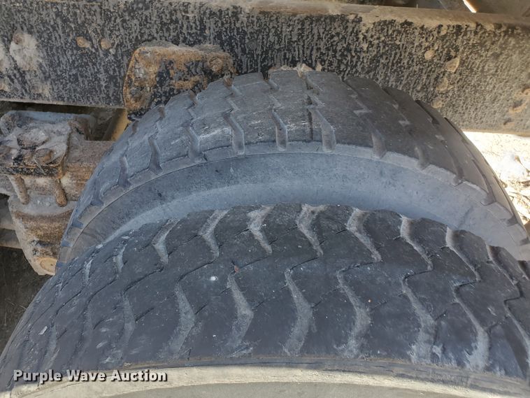 image for item KY9156 1993 Chevrolet Kodiak C6500  dump truck