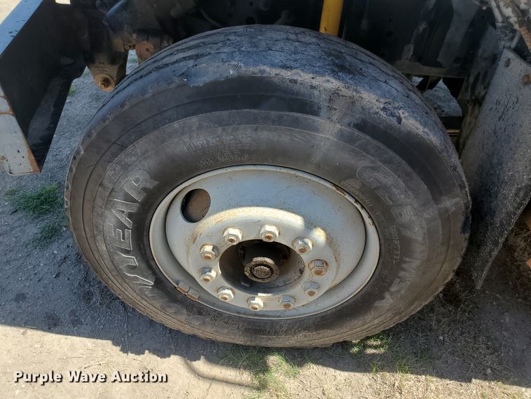 image for item KY9156 1993 Chevrolet Kodiak C6500  dump truck