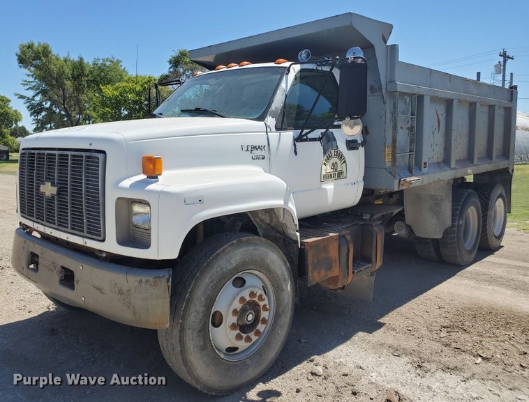 image for item KY9157 1995 Chevrolet Kodiak C6500  dump truck