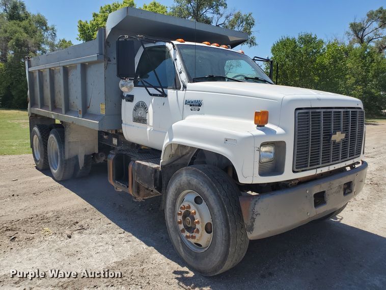 image for item KY9157 1995 Chevrolet Kodiak C6500  dump truck