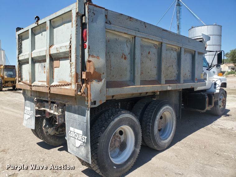 image for item KY9157 1995 Chevrolet Kodiak C6500  dump truck
