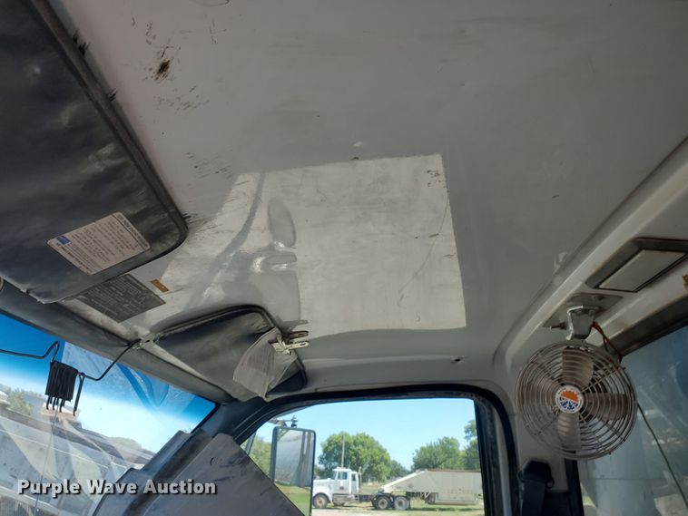 image for item KY9157 1995 Chevrolet Kodiak C6500  dump truck