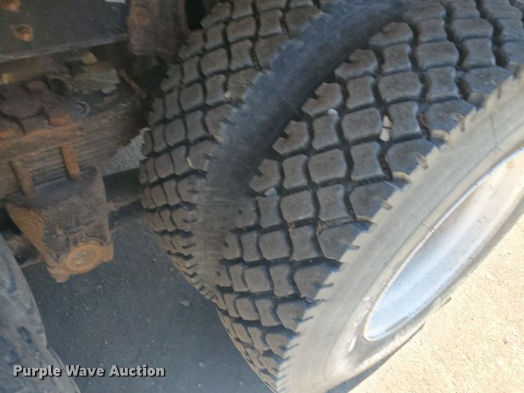 image for item KY9157 1995 Chevrolet Kodiak C6500  dump truck