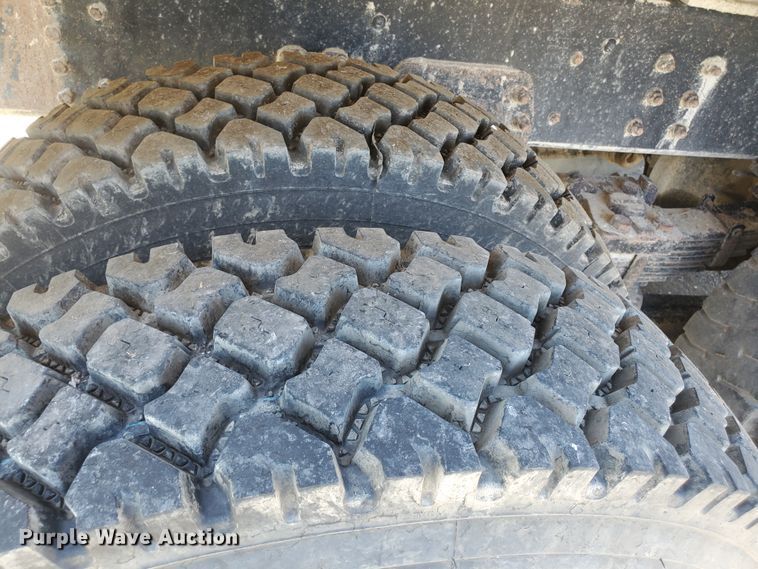 image for item KY9157 1995 Chevrolet Kodiak C6500  dump truck