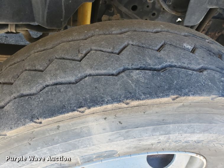 image for item KY9157 1995 Chevrolet Kodiak C6500  dump truck