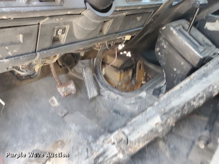 image for item KY9158 1995 Chevrolet Kodiak C6500  dump truck