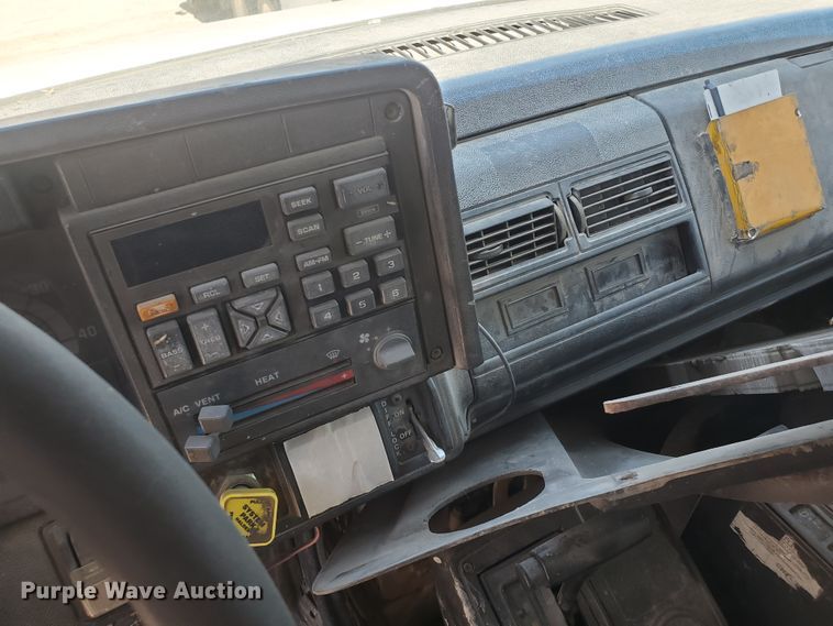 image for item KY9158 1995 Chevrolet Kodiak C6500  dump truck