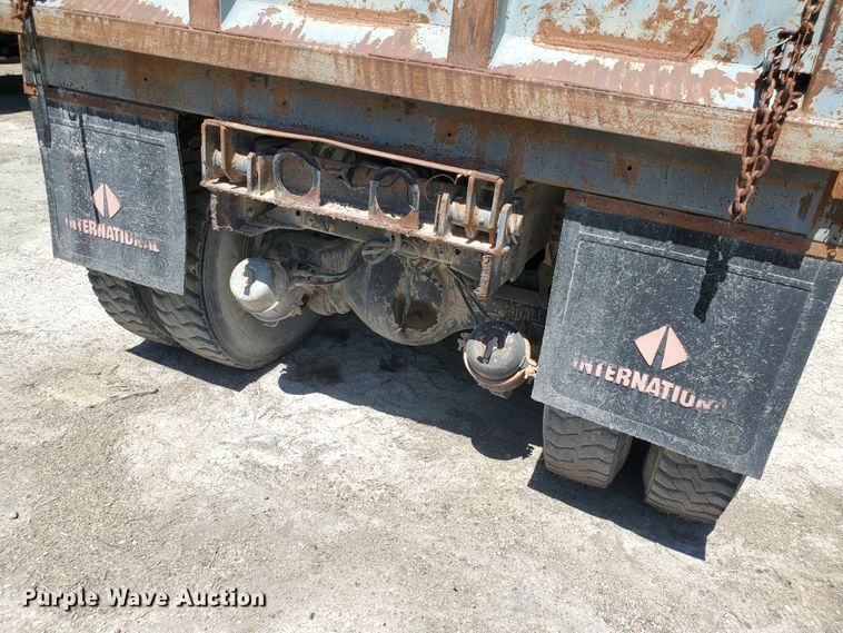 image for item KY9158 1995 Chevrolet Kodiak C6500  dump truck