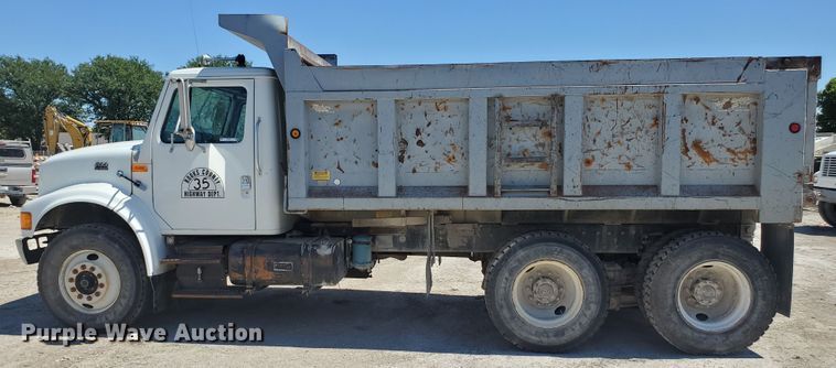 image for item KY9159 1997 International 4900  dump truck