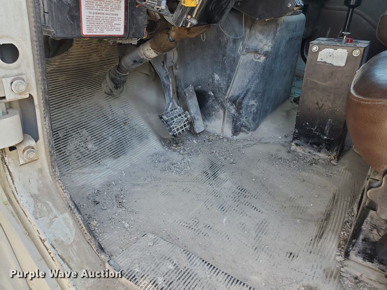 image for item KY9159 1997 International 4900  dump truck