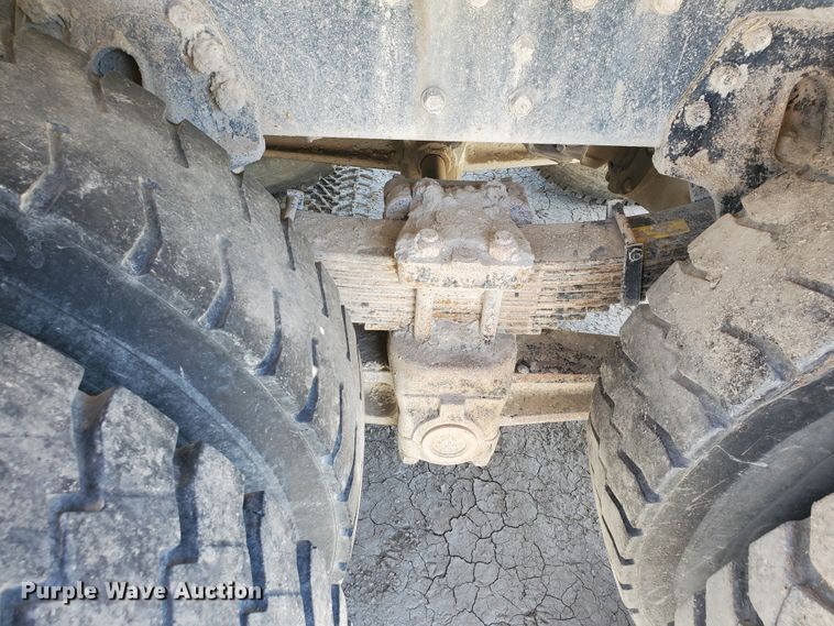 image for item KY9159 1997 International 4900  dump truck