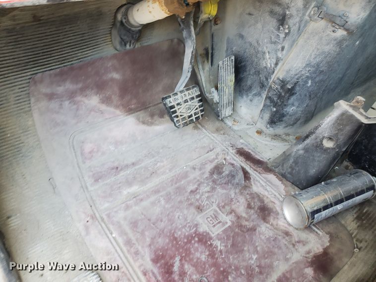 image for item KY9160 1997 International 4900  dump truck