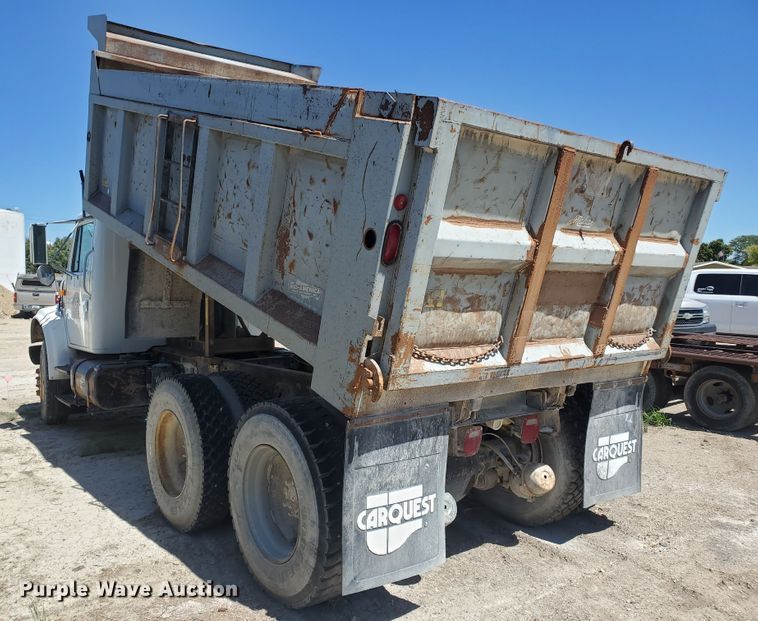 image for item KY9161 1997 International 4900  dump truck