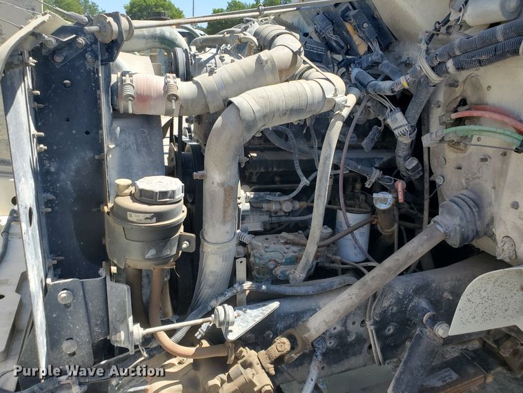 image for item KY9161 1997 International 4900  dump truck