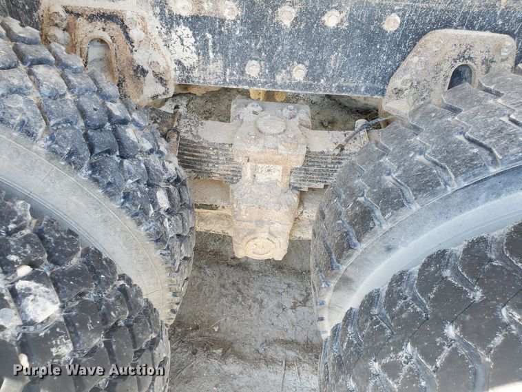 image for item KY9161 1997 International 4900  dump truck