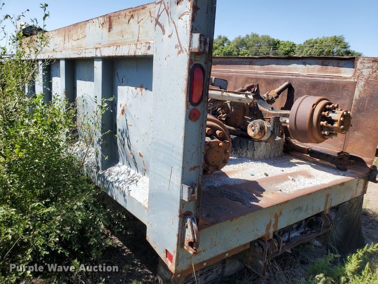 image for item KY9165 1993 Chevrolet Kodiak C6500  dump truck