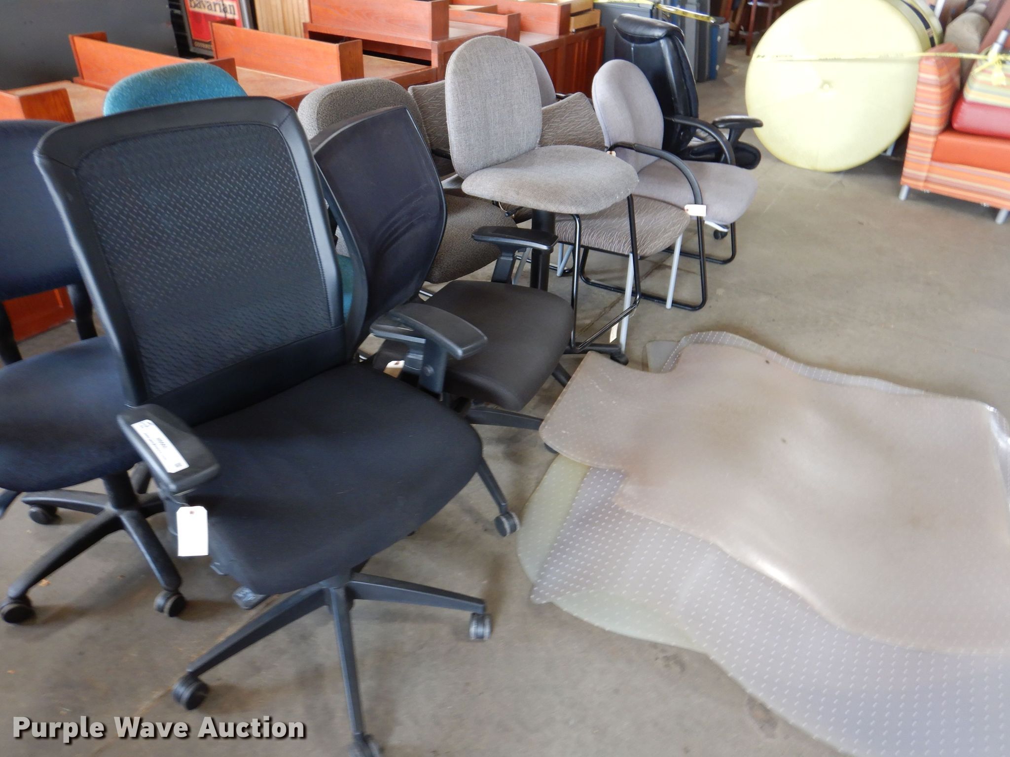 Furniture in Sioux Falls, SD Item IN9960 sold Purple Wave