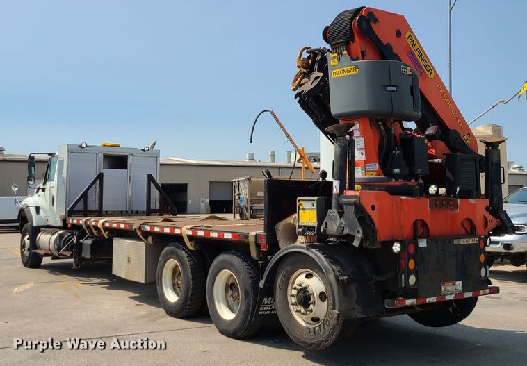 image for item DI6105 2012 International WorkStar 7500  crane truck