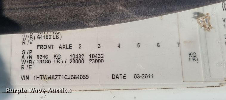 image for item DI6105 2012 International WorkStar 7500  crane truck