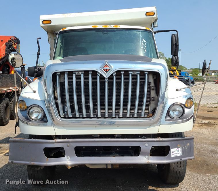 image for item DI6106 2013 International WorkStar 7600  dump truck
